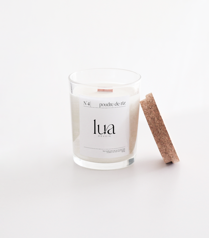 Bougie Lua parfumée et rechargeables, parfum poudre de riz, contenant transparent 180g. 